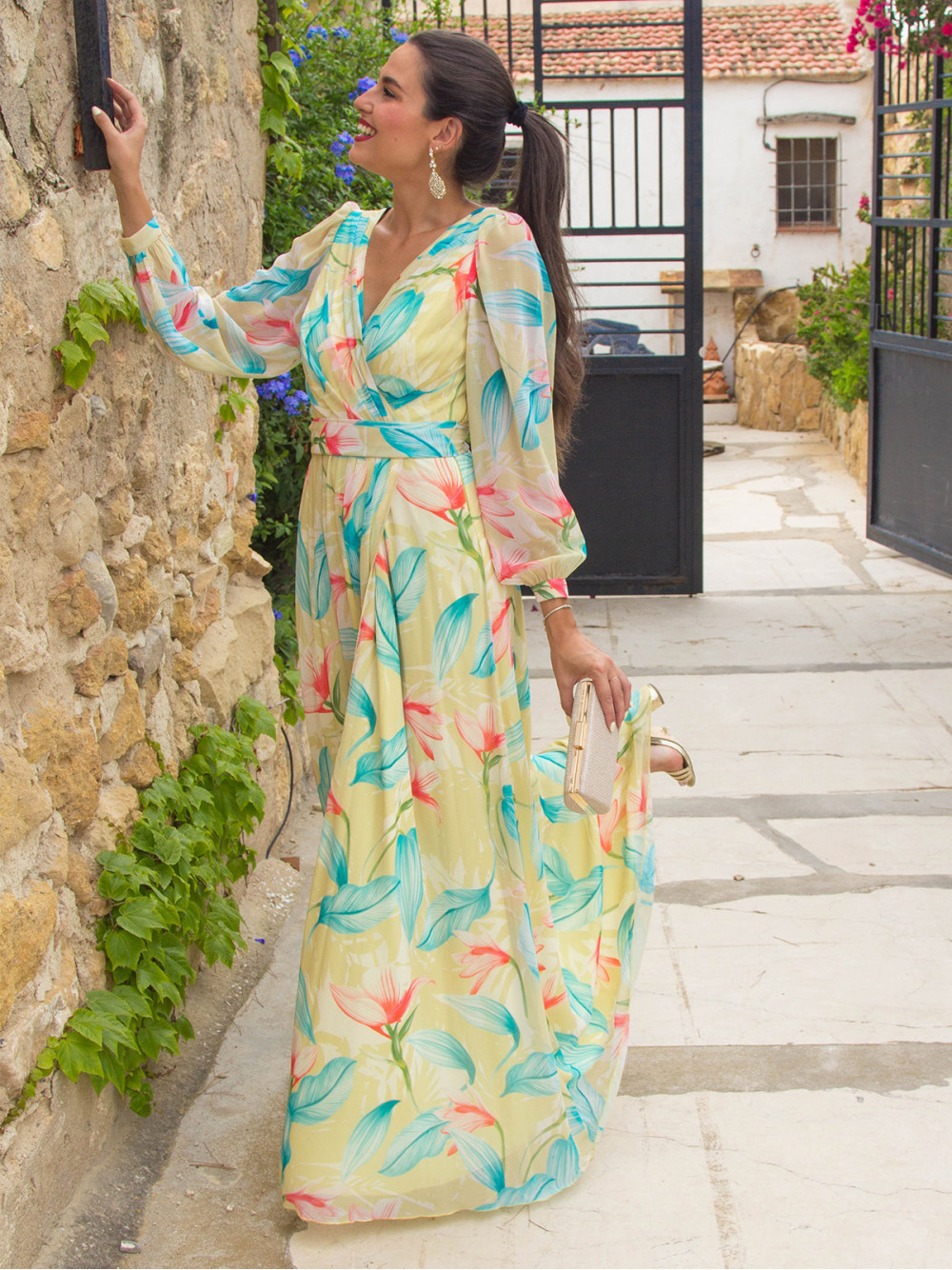 Vestido largo gasa en color larga con estampado de flores|moda fiesta